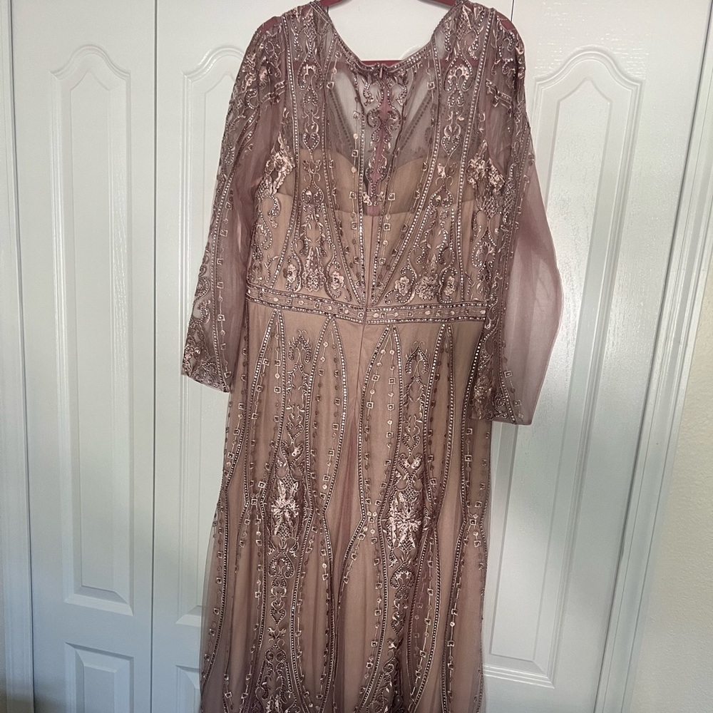 LARA Elegant Long Sleeve Dress in Dusty Rose